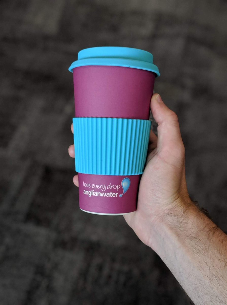 AnglianWater's tweet image. We’re getting rid of avoidable single use plastic across our business, it’s a big challenge! We’re giving all our staff reusable water bottles and coffee cups and our cafeterias are not offering any throwaway cups. It&apos;s one small step to get rid of avoidable plastic in our region