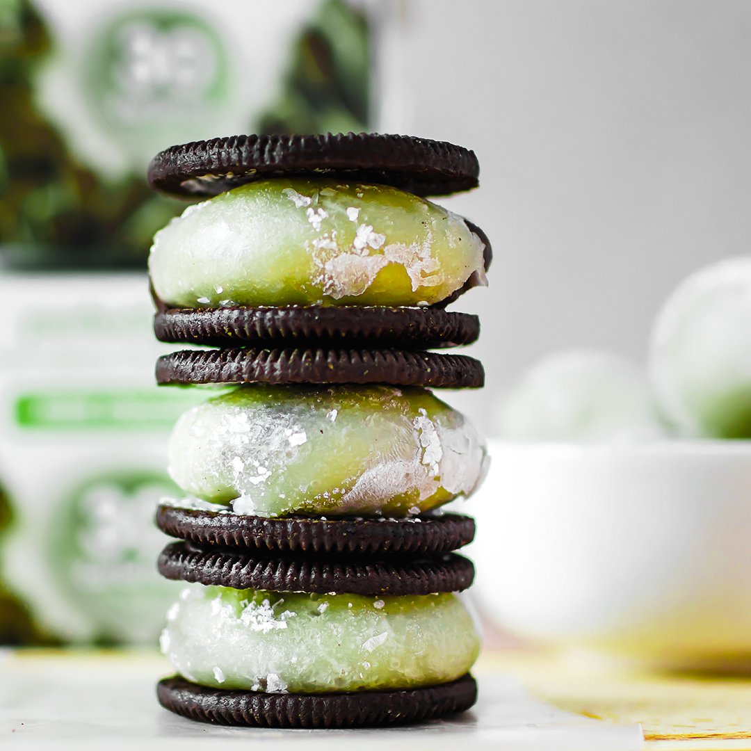 Love ice cream sandwiches? Hate melty ice cream and sticky fingers? We’ve got you. Use YOTHANKS to get FREE SHIPPING on your next order of Frozen Bites! Happy #NationalIceCreamSandwichDay!