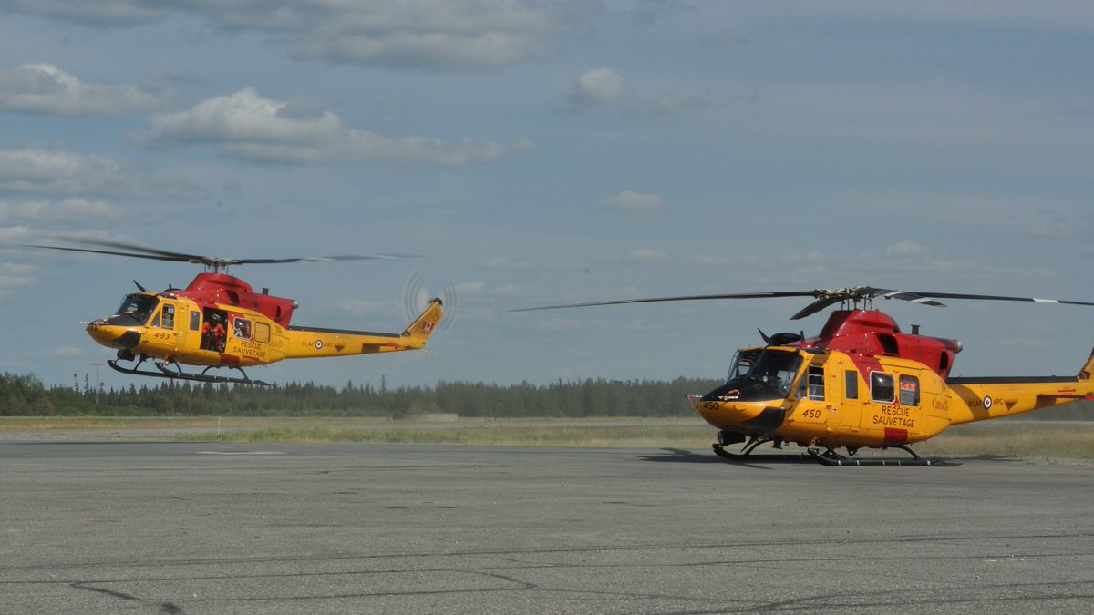 JRCCTrentCCCOS's tweet photo. Aujourd'hui deux CC130 Hercules, un CP140 Aurora et trois hélicoptères CH146 Griffon de l'@ARC_RCAF poursuivent la recherche pour le Beechcraft Bonanza disparu. Un hélicoptère @GardeCotiereCAN, un hélicoptère @sureteduquebec et six aéronefs de #SERABEC font des recherches aussi. https://t.co/FIIdeCMLtU
