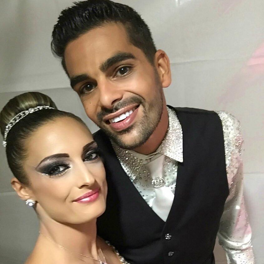 Que vous êtes beaux 💗💜Que vous êtes magnifiques 💞💙💞
#TeamLicata 🕺💃#UnViolonSurLeSable 🎻#Royan 
@christophelicat 💜@coralielicata 💗

📸 @christophelicat