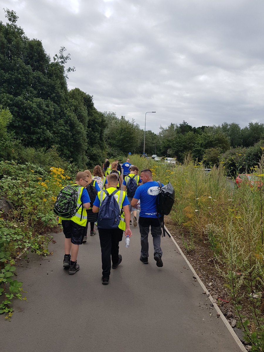 Our fab Police Youth Volunteers have been taking part in the (rescheduled) <a href="/thewelsh1000/">thewelsh1000</a> today, raising both awareness and funds for <a href="/MindCymru/">Mind Cymru</a>. 

Follow @SWPVolunteers for updates from today — and for more about what our volunteer teams get up to! 

^hs