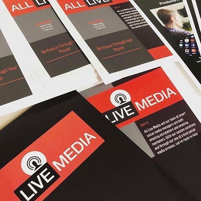 AllLiveMedia1's tweet photo. What’s your brands color scheme?

#smma #socialmedia #socialmediamarketing #beknownthroughyourphone #networking #socialcommerce #instagram #linkdin #sales #business #businessadvice #investments #realestate #entrepreneur #york #yorkpa #smallbusiness #socialmediayork #realestateyor https://t.co/ptW10y9K0e