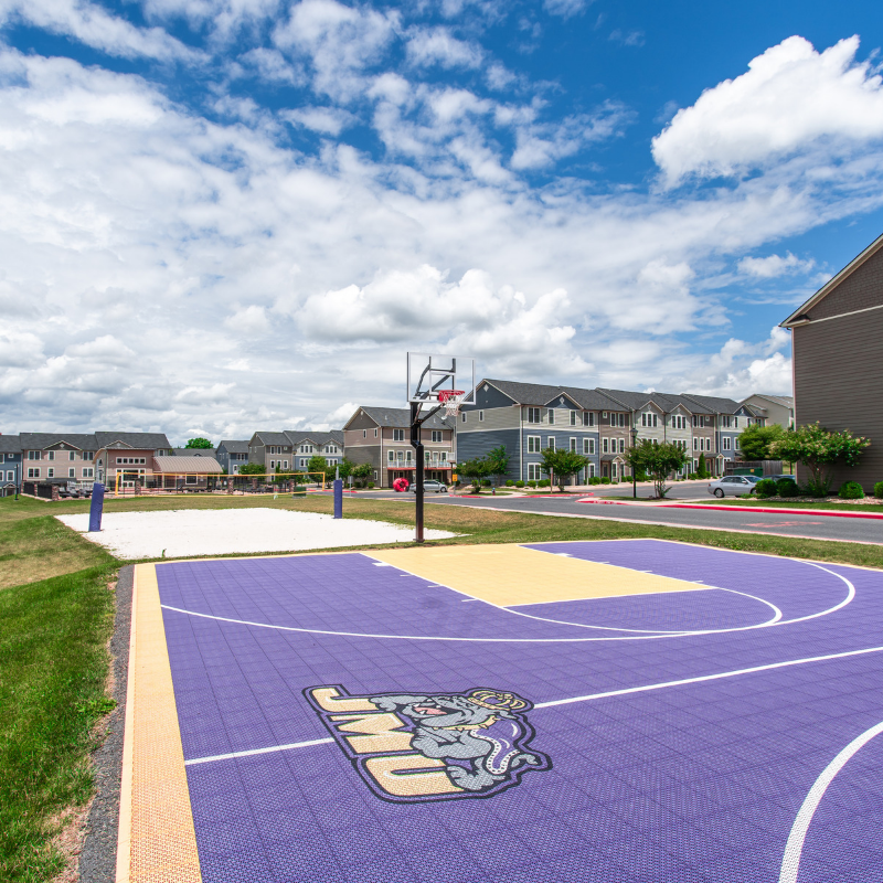 CharlestonTowne's tweet photo. Who's ready for the 2019 - 2020 year?? We can't wait for Charleston Townes to become a part of your JMU adventure!! #GoDukes #AlmostTime #LoveWhereYouLive #MatchboxRealty https://t.co/ZrpyxWSWwu