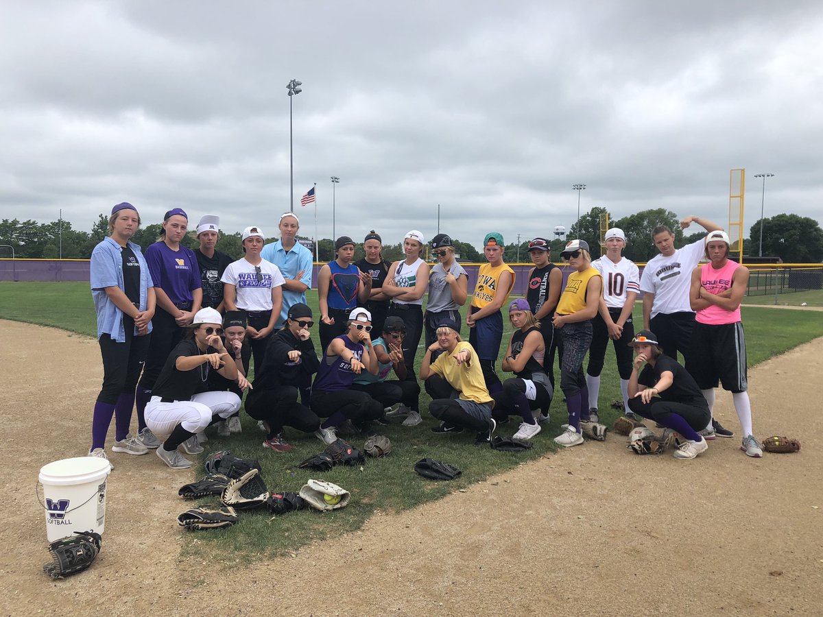 WaukeeSoftball's tweet photo. Sunday’s are for the boys... https://t.co/Skht9M2FfK
