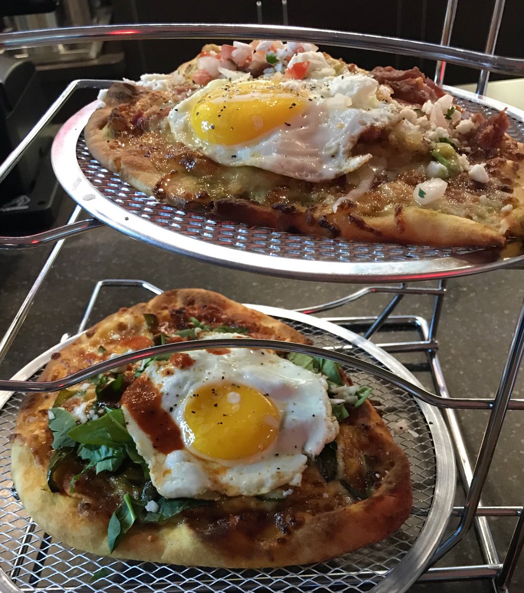HOUInspCatering's tweet photo. Welcome to Houston, #THSCA! We are ready for an awesome day ahead, come say hello to us at Avenida Eats! #breakfastflatbread #breakfasttacos #goodmorning #wearelevycc #sundayfunday ☀️🏆 https://t.co/HBZs58D8r1