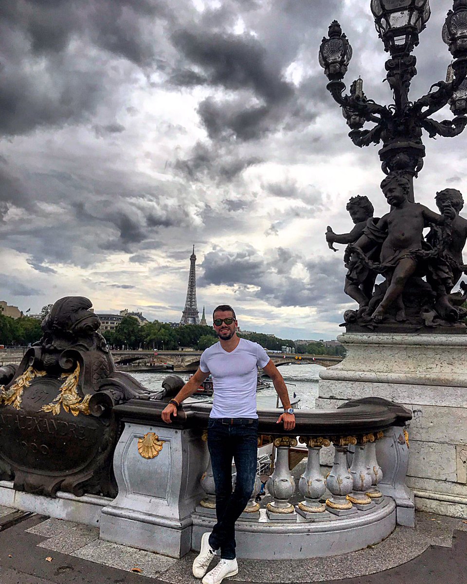 jamery1986's tweet image. Paris in the rain ✨#paris #france #parisestmagique #beautifulview #beautifuldestinations #me #photooftheday #wanderlust #tourism #lifestyle instagram.com/p/B0LfY84IjE-/…