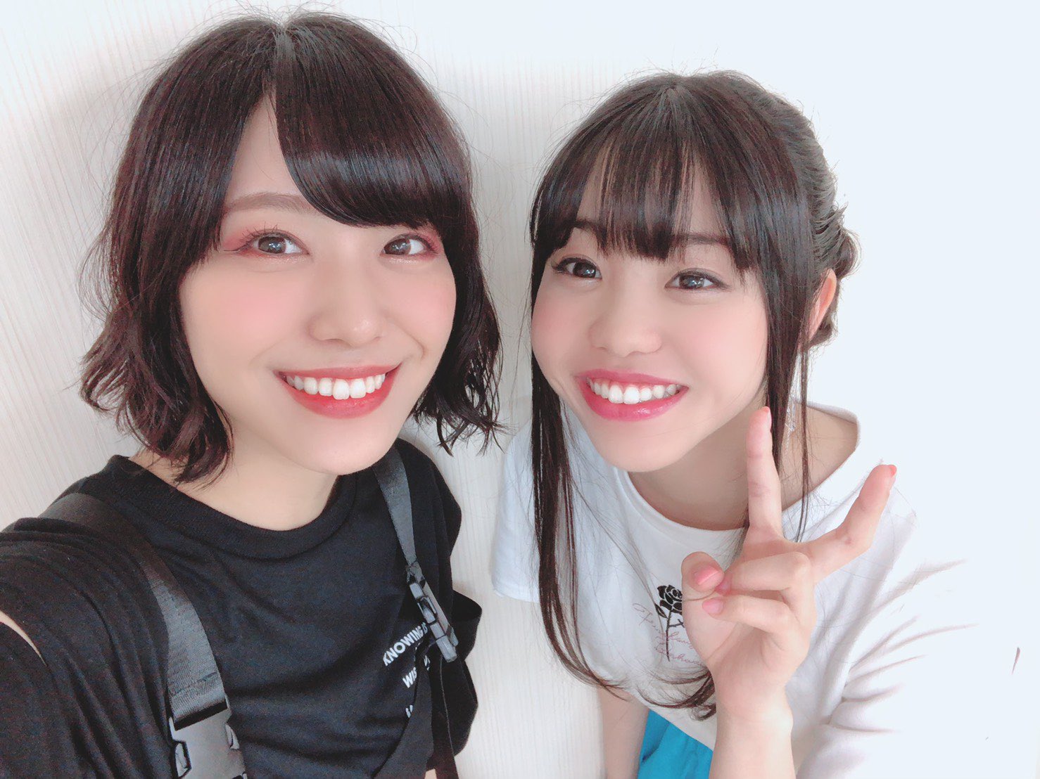 Twitter 上的 佐藤日向 楽屋での オフショットは こちら2枚です 他の皆様は遠目から 可愛いな可愛いな って見てるのが精一杯でした 愛美さんの優しさに大感謝です この場をお借りしまして 皆様お世話になります 佐藤日向です D4dj