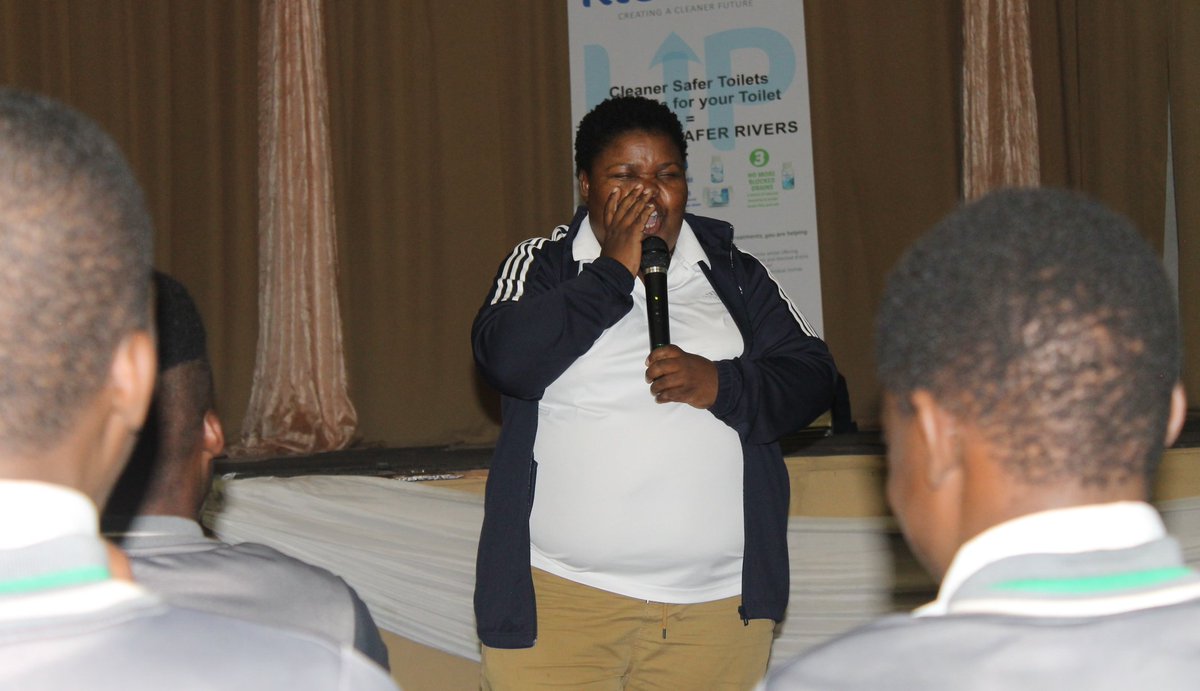 _touchthemind's tweet photo. Great comedy entertainment by the talented @etvScandal actress
@khanyisa_bunu @KhanyisaBunu 😂🔥🔥 #TtmConference2019 https://t.co/hATgoI5HBS