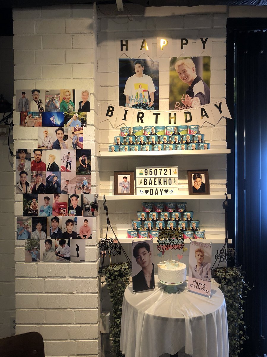happyvirus_JR's tweet photo. 동호투어🐯

9. 레드빅
동탄절 홍대는 럽뚜기들로 붐볐다..
그 중 한 곳이 바로 이곳..🤫
플라워 카페라... 어디가 꽃이고 어디에 동호가 있는지 구분하기 어려웠다 후🤦🏻‍♀️
🌷꽃보다 강동호🌷

#HAPPY_BAEKHO_DAY
#HAPPY_HAPPY_BAEKHO_DAY 
#쏟아지는_햇살처럼_눈이부신_동호야_생일축하해 https://t.co/WoUnfB4FAS