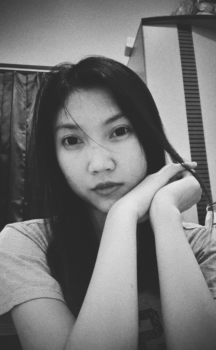 rahelstefiani's tweet photo. Shine bright like a diamond 🖤 https://t.co/h6TALzYRBW