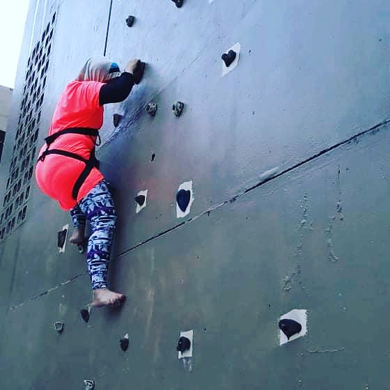 fiji_rock's tweet photo. When we talked 3 weeks ago, and now you made it ❤💯💯💯🇫🇯🇫🇯🇫🇯🏅😍  @sarah_mahmuda #fiji #outdoors #climbgirl https://t.co/ADadlvhtly