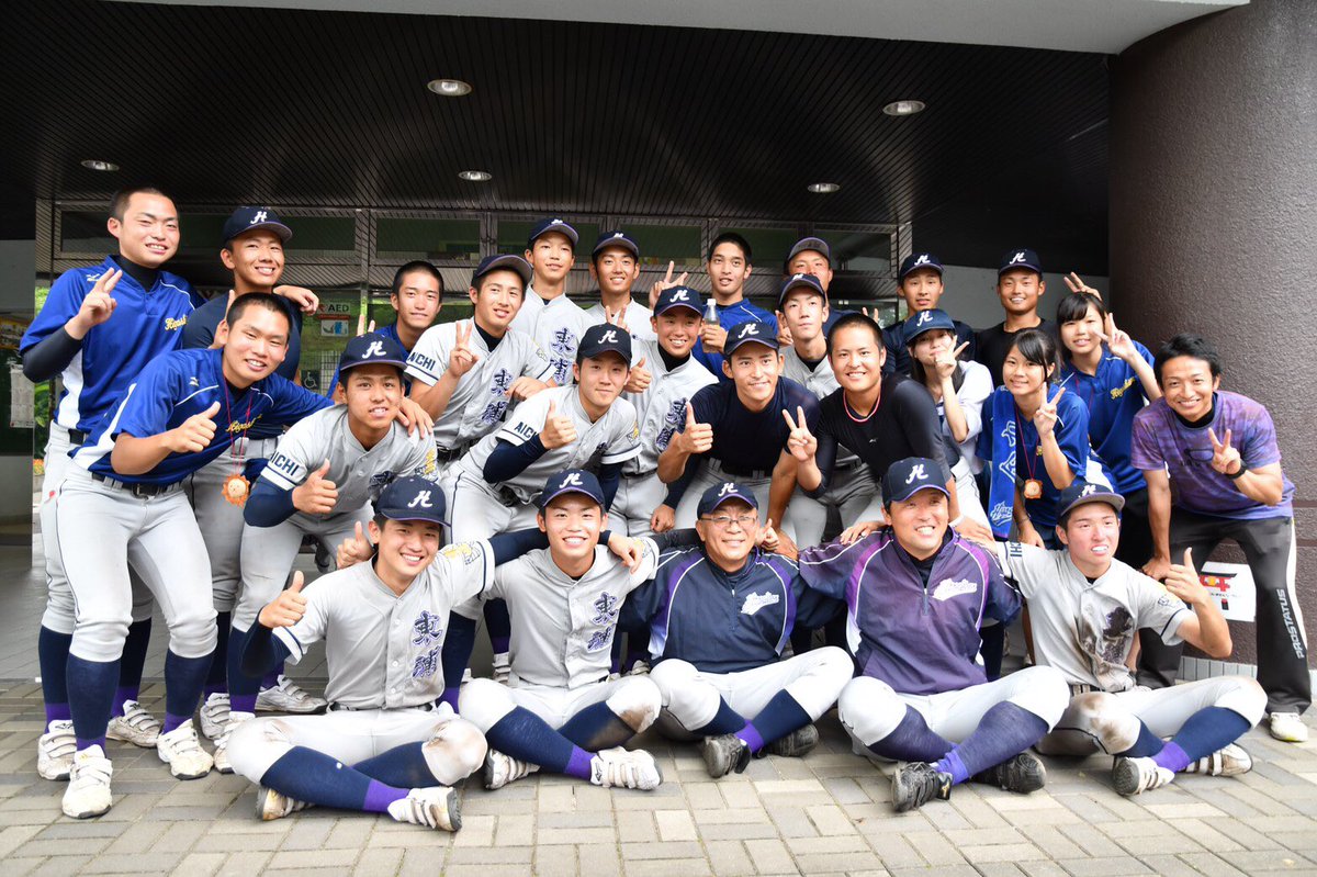 morita1610's tweet photo. 7.21 東浦高校野球部引退

長い野球人生が終わりました。

2年半辛いことも楽しいこともあったけど、東浦高校で野球をやる道を選んでこの代のみんなと出会えてよかった。

たくさんの応援の中でみんなと野球することができて幸せでした！

高校野球ありがとう。 https://t.co/79UmTuif3J