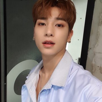 KSvt17's tweet photo. @yook_are_loved @svt_tintin Thank U!😽 https://t.co/RP1baKdtH4