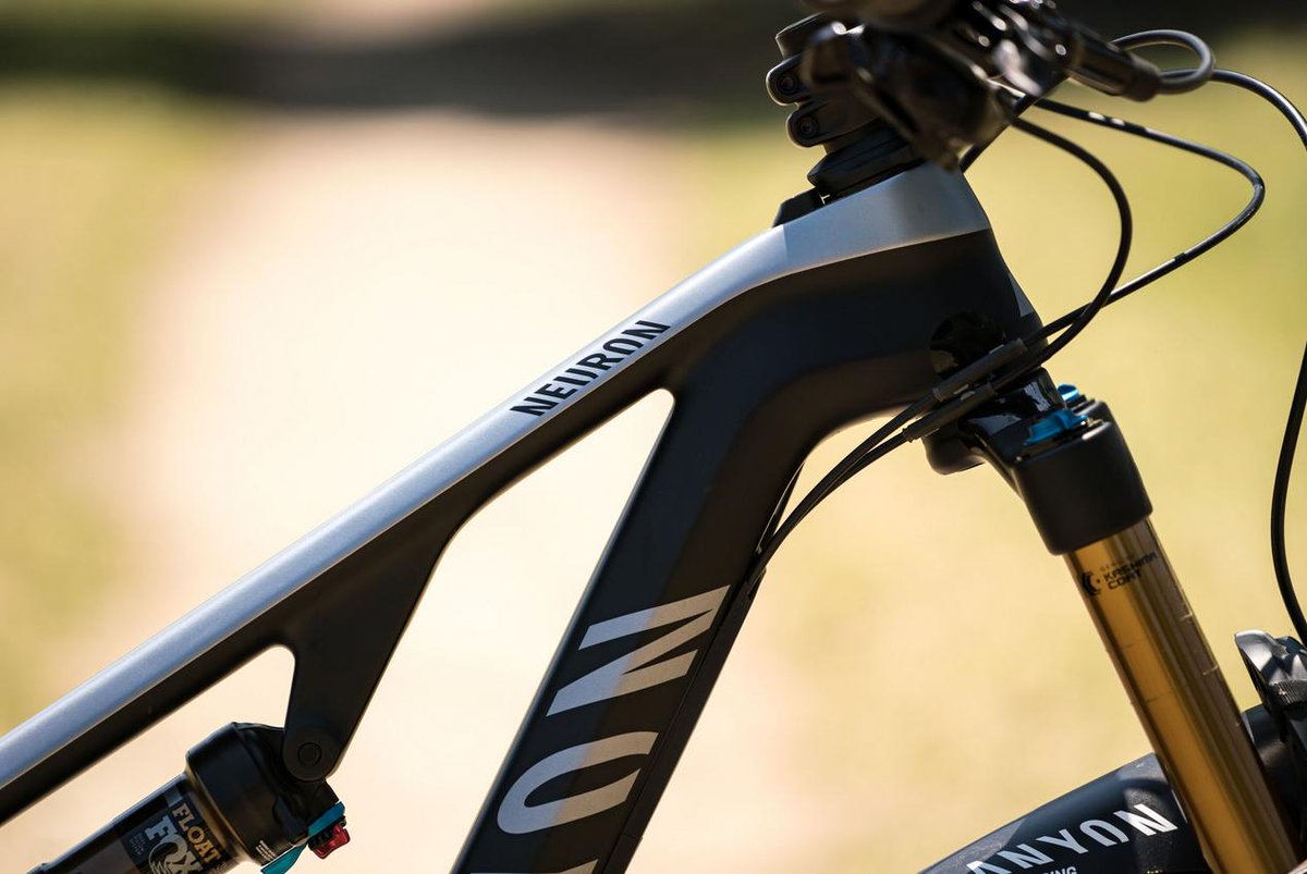 CanyonFrance's tweet photo. Le #CanyonNeuron est équilibré et agile, c'est un vélo de trail moderne et polyvalent, aussi à l'aise au départ d'une course que pour prendre du plaisir sur les sentiers.
=> https://t.co/FkoXDTfcqu
#MyCanyon
📷 Nobuhiko Tanabe Photography https://t.co/dr41vzxQZw