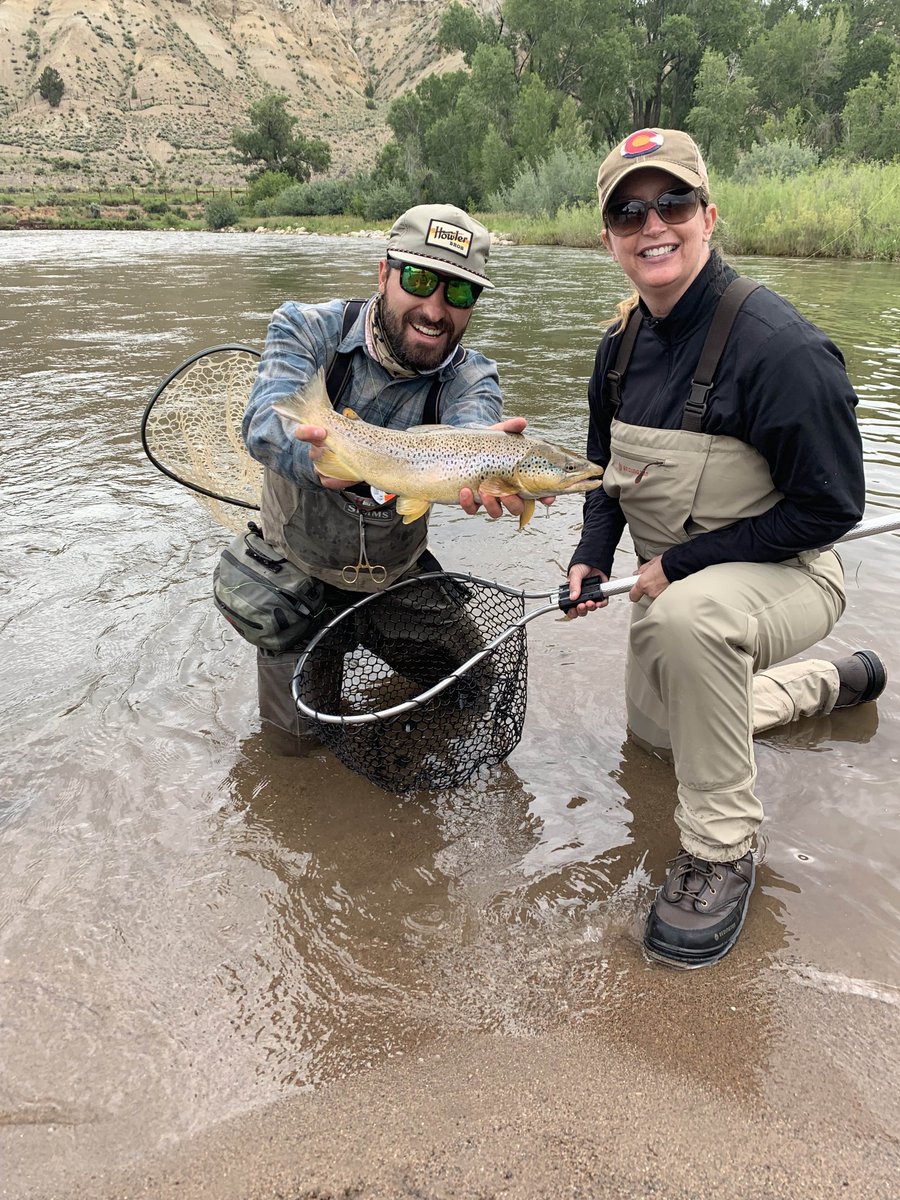 The High water is finally coming down and the fishing is electric! What a gorgeous brown for Jennifer today! 👊👍😬 Awesome job girl! 
Guide: @be_gruner
#flyfishing #highwater #coloradoflyfishing #eaglerivercolorado #minturnanglers #fishingisonfire