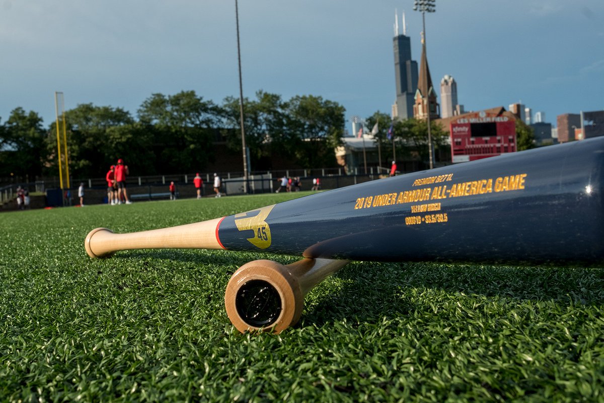 DiamondKinetics's tweet photo. Soaking it all in 

#UAAA | #UAALLAMERICA | #BaseballFactory https://t.co/a9KNhYemGd