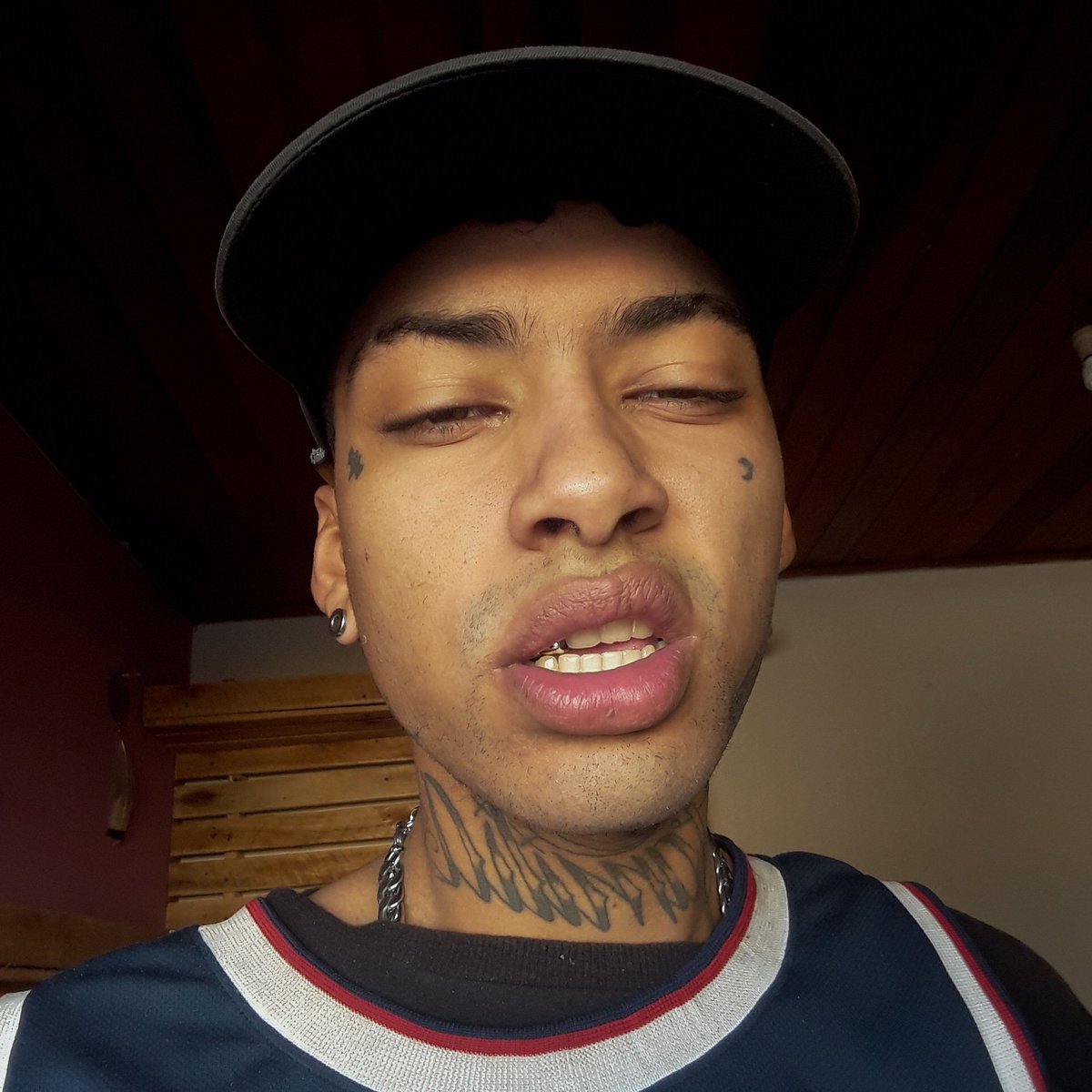 sonickmade's tweet image. $onick 🕯
Escutem meu ultimo lançamento🎈
youtu.be/Ww9VuxKlHtA
.
.
.
.
.
.
.
.
#tattoo #twitter #photo #gangster #preto #like #trap #trapstar #beat #grillz #madegang #gang #rap #twitter #likeforlike #photo #curtir #momento