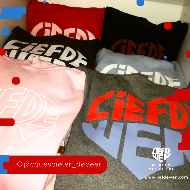 'n Mens sal NOOIT! "genoeg kan  hê" nie @jacquespieter_debeer 😄😉

#LiefdeWen is soos suurstof... mens kan nooit genoeg kry nie 😋

Baie dankie vir jou #ondersteuning  ❤️

#BliksemMetLiefde 👊❤️