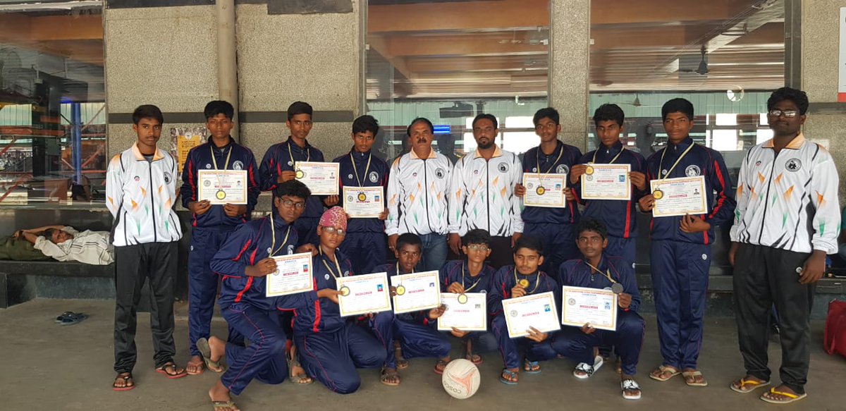 NetballOf's tweet photo. Very good evening to all I am happy to Inform you that Our Telangana State Netball Sub Juniors Boys Team got Bronze medal 3rd place in 25th Sub Junior National Netball Championship 2019-20 By the grace of God &amp; Blessings of you all Elders Near &amp; Dear. https://t.co/yLjVYM0sG7