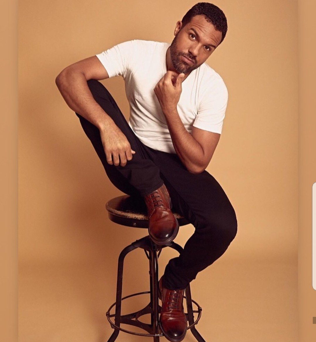 Mason played by O.T. Fagbenle He's not in the comics. 