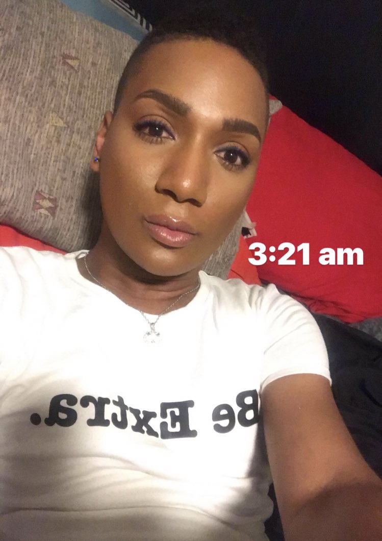 ProducerStewart's tweet photo. When your #foundation still popping & blended at 3am ❤️🙌🏾👌🏾👌🏾 Wearing @COVERGIRL #trueblendmattemade #foundation #makeup https://t.co/Y12HKj27AY