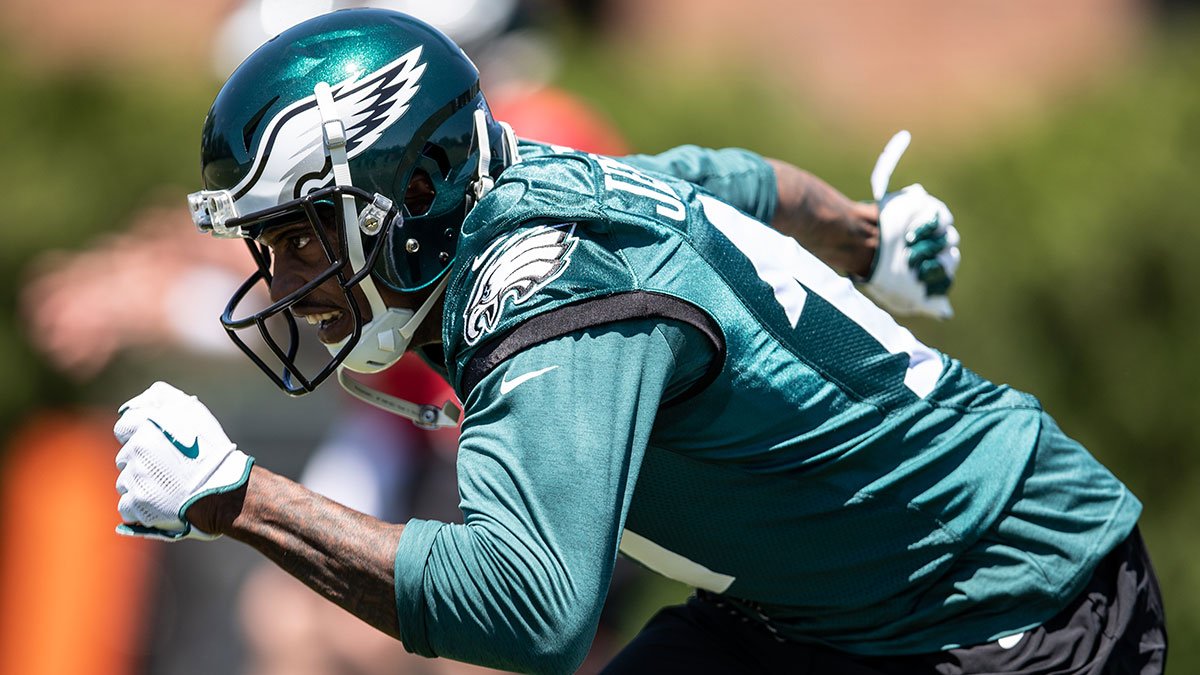 Philadelphia Eagles (@Eagles) on Twitter photo 2019-07-21 20:30:00 βI love the City of Philadelphia. Hopefully, I can finish my career off here. - @TheWorldof_AJ π°: bit.ly/2O7z1F6 #FlyEaglesFly βI love the City of Philadelphia. Hopefully, I can finish my career off here. - @TheWorldof_AJ π°: bit.ly/2O7z1F6 #FlyEaglesFly