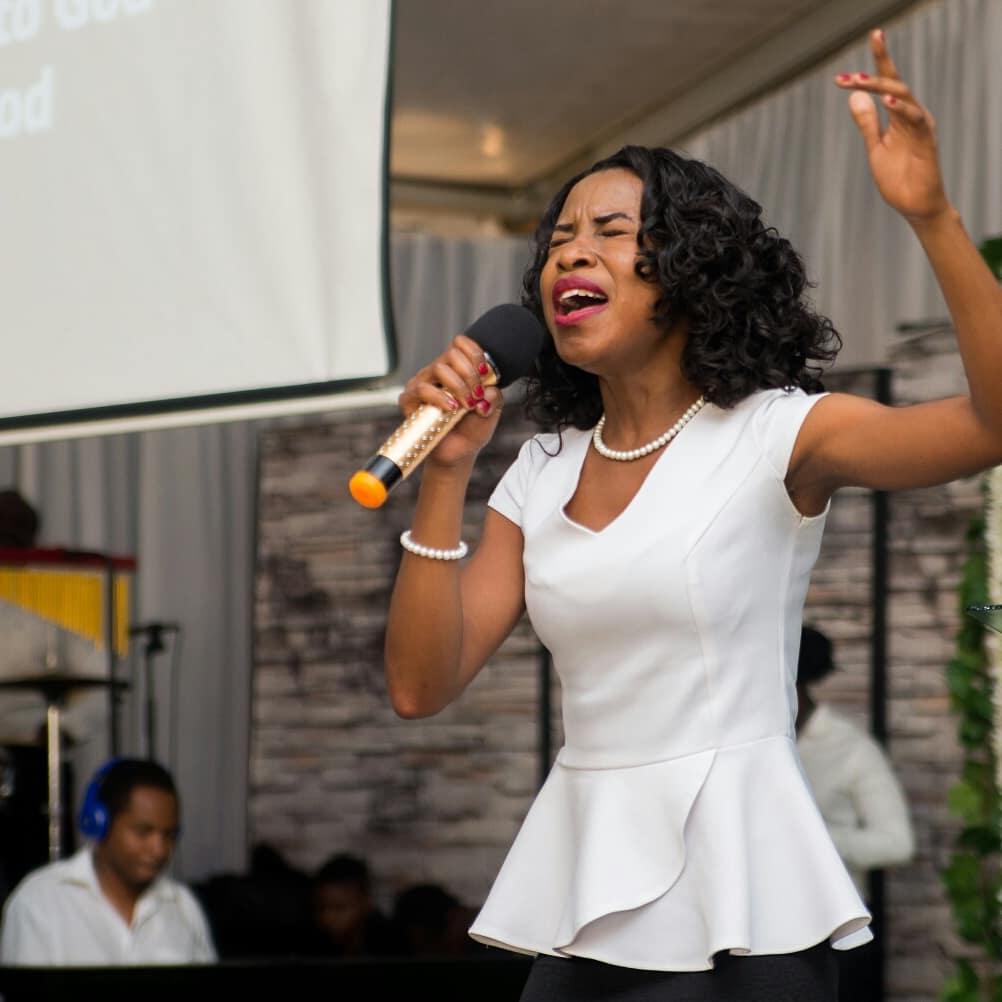 RFPMinistries's tweet photo. The worship team leading the congregation in praise and worship
#Newandhigherlevels
#Timeofpraise https://t.co/1T8A7KPA6I