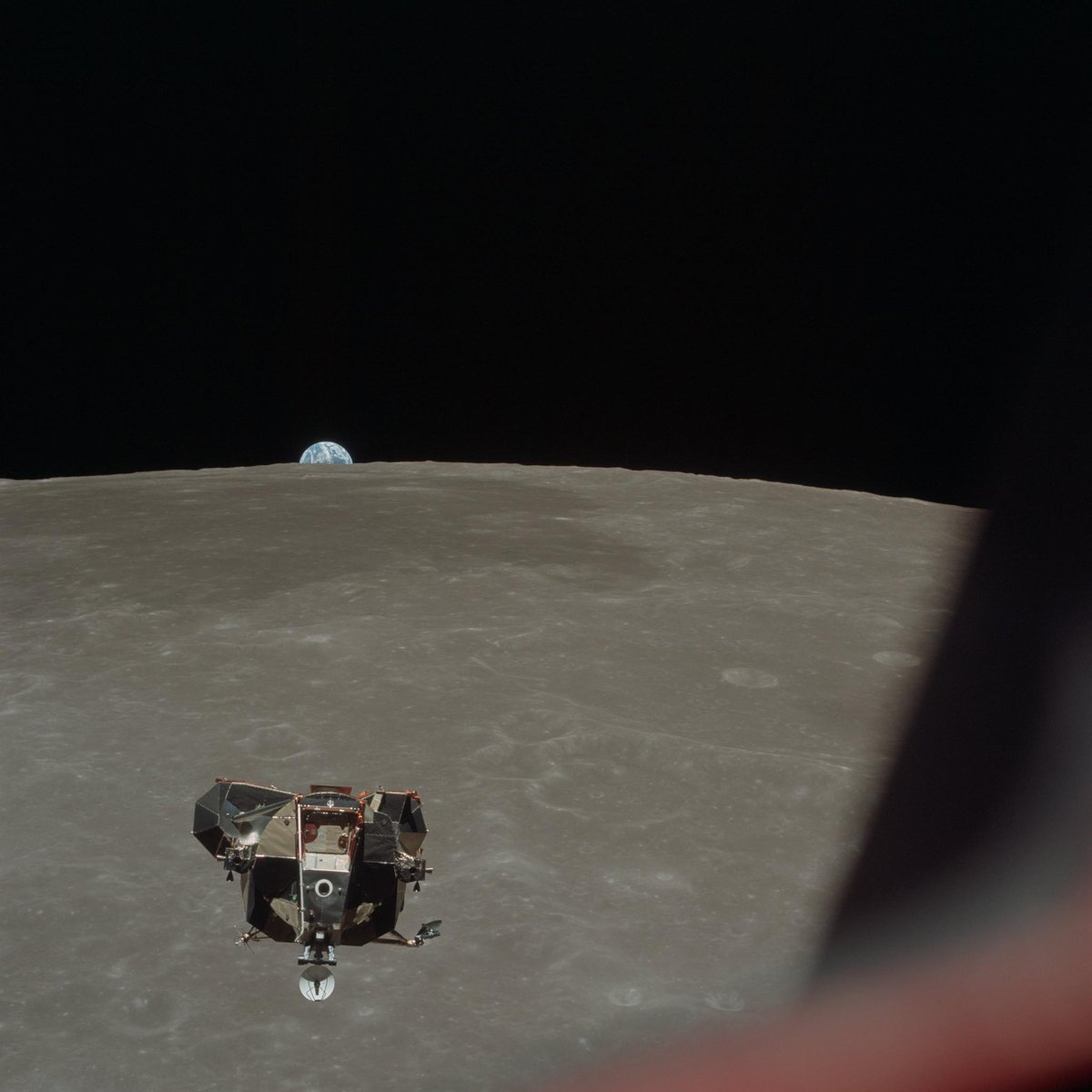 BoeingSpace's tweet image. On July 21, 1969, after about 21.5 hours on the Moon, Armstrong and Aldrin lifted off in the Lunar Module and would soon reunite with Collins upon re-docking with the Command and Service modules, built by Boeing heritage company North American Rockwell. #Apollo50th
