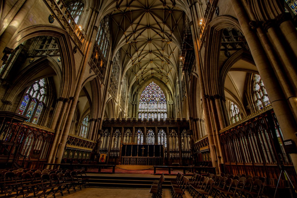 York Cathedral Interior
#keepsakesanddaydreams #canonphotography #cathedral #york #yorkminster #yorkminstercathedral #momentswithaview #visityork #church #everydaymoments #travelgram #greatbritain #yorkshire #chapel #visityorkshire #tourism #stonework #pictureoftheday #church