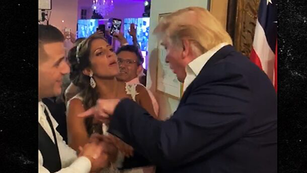 brucejohnson9's tweet image. Donald Trump Shows Up at MAGA Wedding via @TMZ tmz.com/2019/07/21/don…
