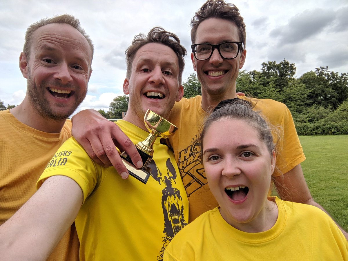 Balham Choke Hazard tweet media