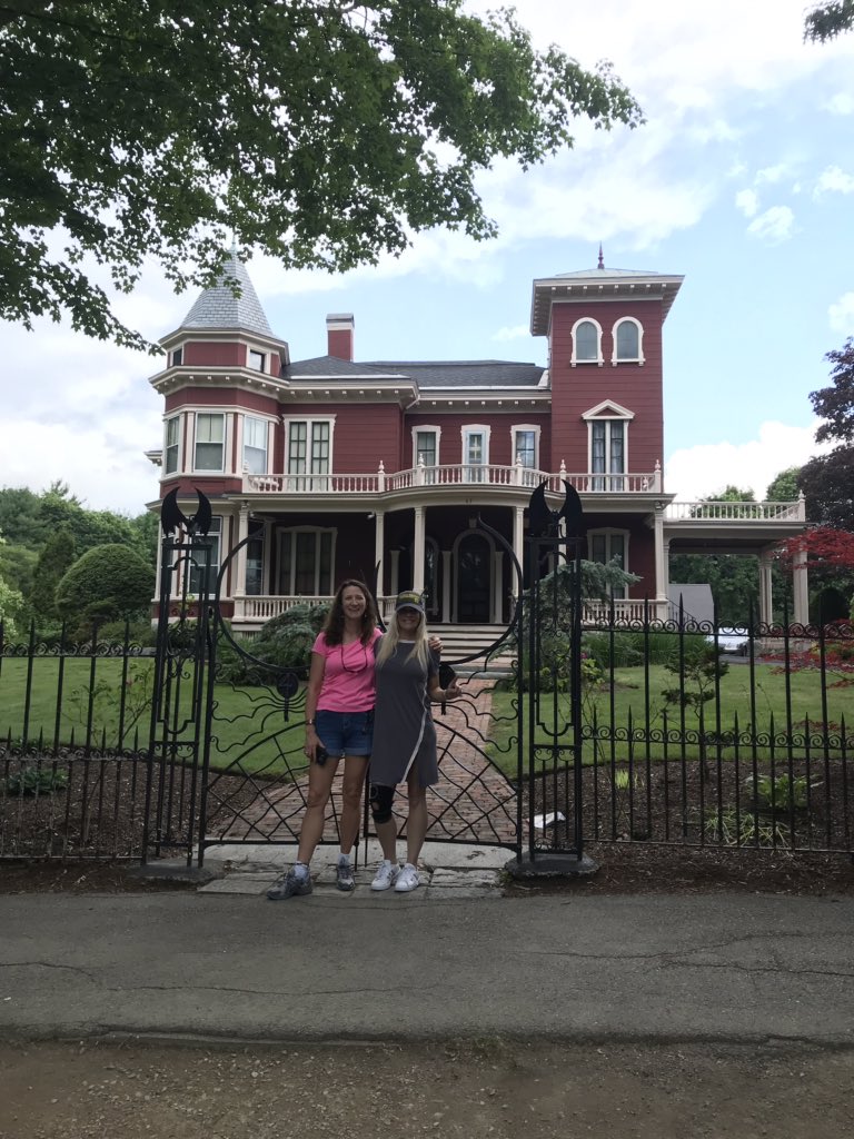 <a href="/JamieMason_/">Jamie Mason</a> <a href="/StephenKing/">Stephen King</a> I was just there!