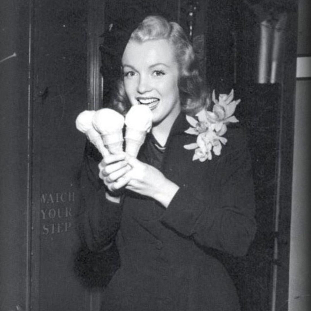 ClassicMovieHub's tweet photo. Happy National Ice Cream Day! :) #ThirdSundayInJuly https://t.co/Eo9LCH7Otw