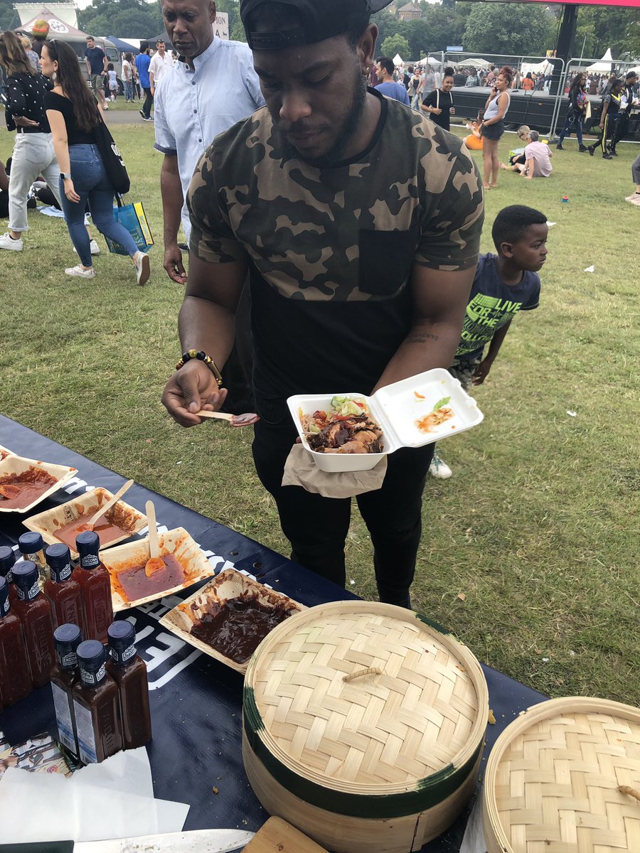 EnconaOfficial's tweet photo. Adding that much needed Jerk BBQ #FlavourHack 🙌 #LCS19 #LambethCountryShow https://t.co/UaqgOgPrSg