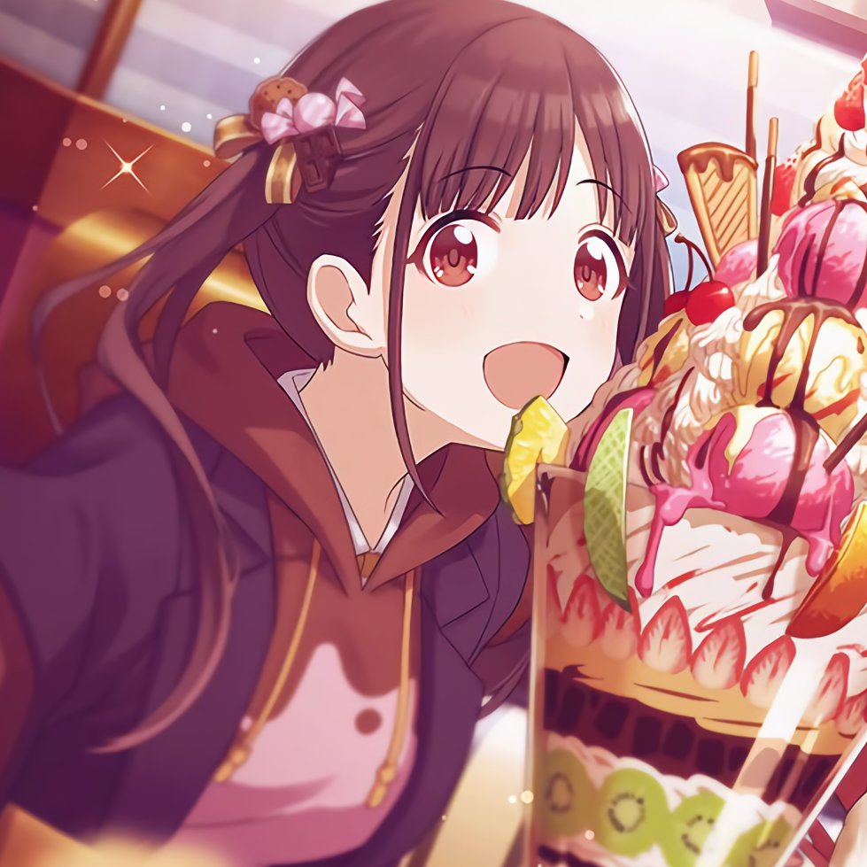 ✧ chiyoko sonoda (cont.) ✧additionally because of her professed love for sweets, she often wears candy/chocolate jewelry accessories! some of her outfits' main color is brown instead of pastel, probably referring to her love of chocolate.