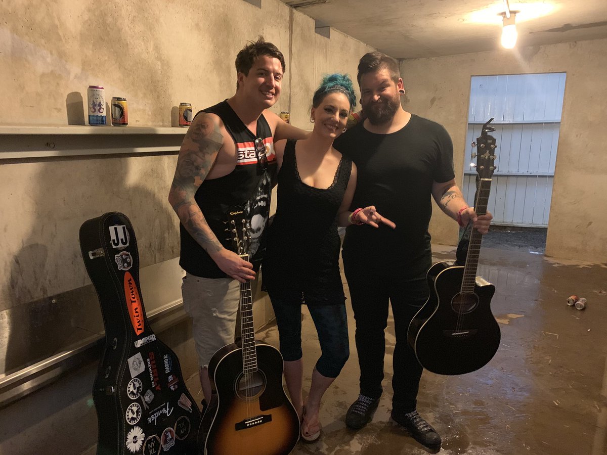 chrispetesnow's tweet photo. Storm shelter/stage/men’s room session @rockfestwi https://t.co/mcdUvpQdn4 https://t.co/bKKFqVHBry