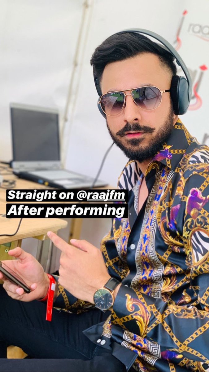 Amitofficialm's tweet photo. Pleasure speaking to @RaajFM straight after live performance at @BirminghamMela LOVE Birmingham! https://t.co/QC3ZAw6T5u