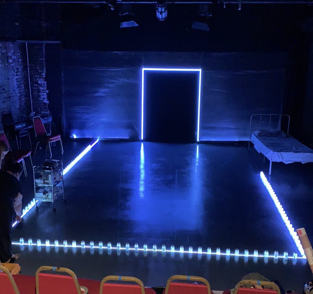 OrdinaryMusical's tweet photo. Day 1 of tech complete! Opening tomorrow at @hopemilltheatr1. Do you have your tickets yet?! #NewMusical #MentalHealthAwareness #Manchester https://t.co/F70p1NjaTi