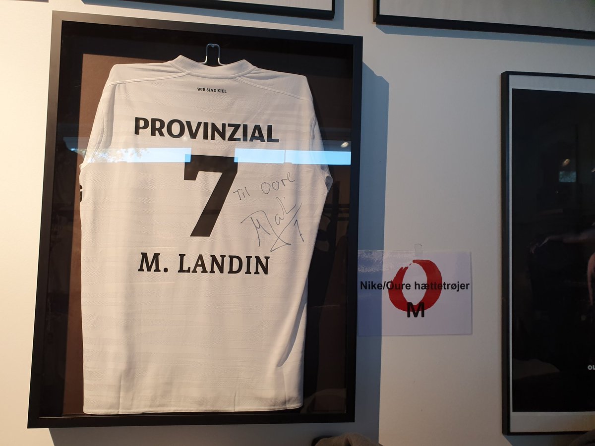 Great to be back at Oure again - it reminds us about how many talented handball players they have formed over the years e.g. this cool guy <a href="/MagnusLandin1/">Magnus Landin</a> #oure