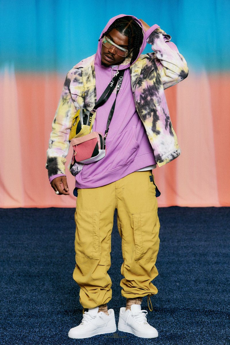 ComplexCon's tweet photo. ✨ #ComplexCon @smino https://t.co/RXuMFe4TNJ