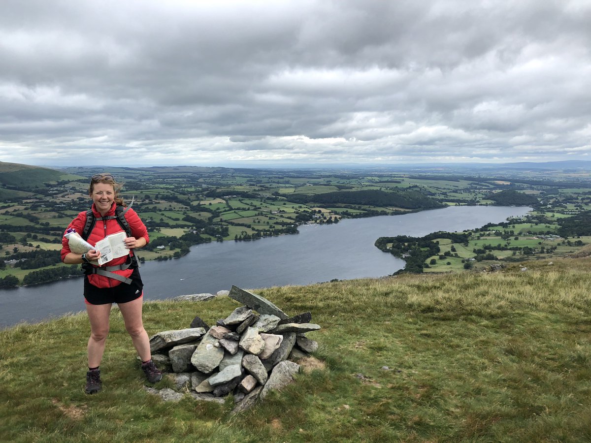 CTizzle27's tweet image. A blustery walk in the Far Eastern Fells saw us tick off 5 more Wainwrights, taking us to 32. 

(182 to go 🤯)

#wainwrightamonth #Wainwrights214