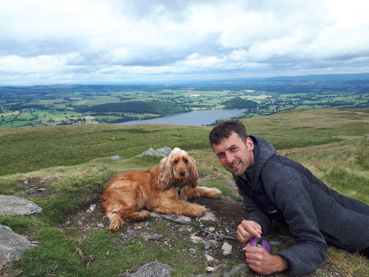 CTizzle27's tweet image. A blustery walk in the Far Eastern Fells saw us tick off 5 more Wainwrights, taking us to 32. 

(182 to go 🤯)

#wainwrightamonth #Wainwrights214