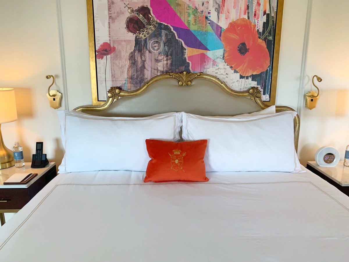 LandLopers's tweet image. I love grand old historic luxury hotels and in Virginia Beach that means the incomparable Cavalier - so happy to call this legend home for the next couple of days! #loveva #visitvabeach #marriottamericas