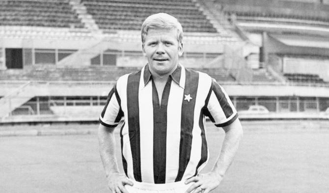 TifosiBN's tweet photo. Helmut #Haller (#Augsburg, 21 luglio 1939 โ Augsburg, 11 ottobre 2012). #Centrocampista della #Juventus dal 1968 al 1973, 174 presenze 33 reti. 2 #scudetti.
https://t.co/noBt6DQ70v ricorda il grande #Helmuttone che oggi avrebbe compiuto 80 anni.
https://t.co/cnI17kfiXz https://t.co/NyJF69nb3t