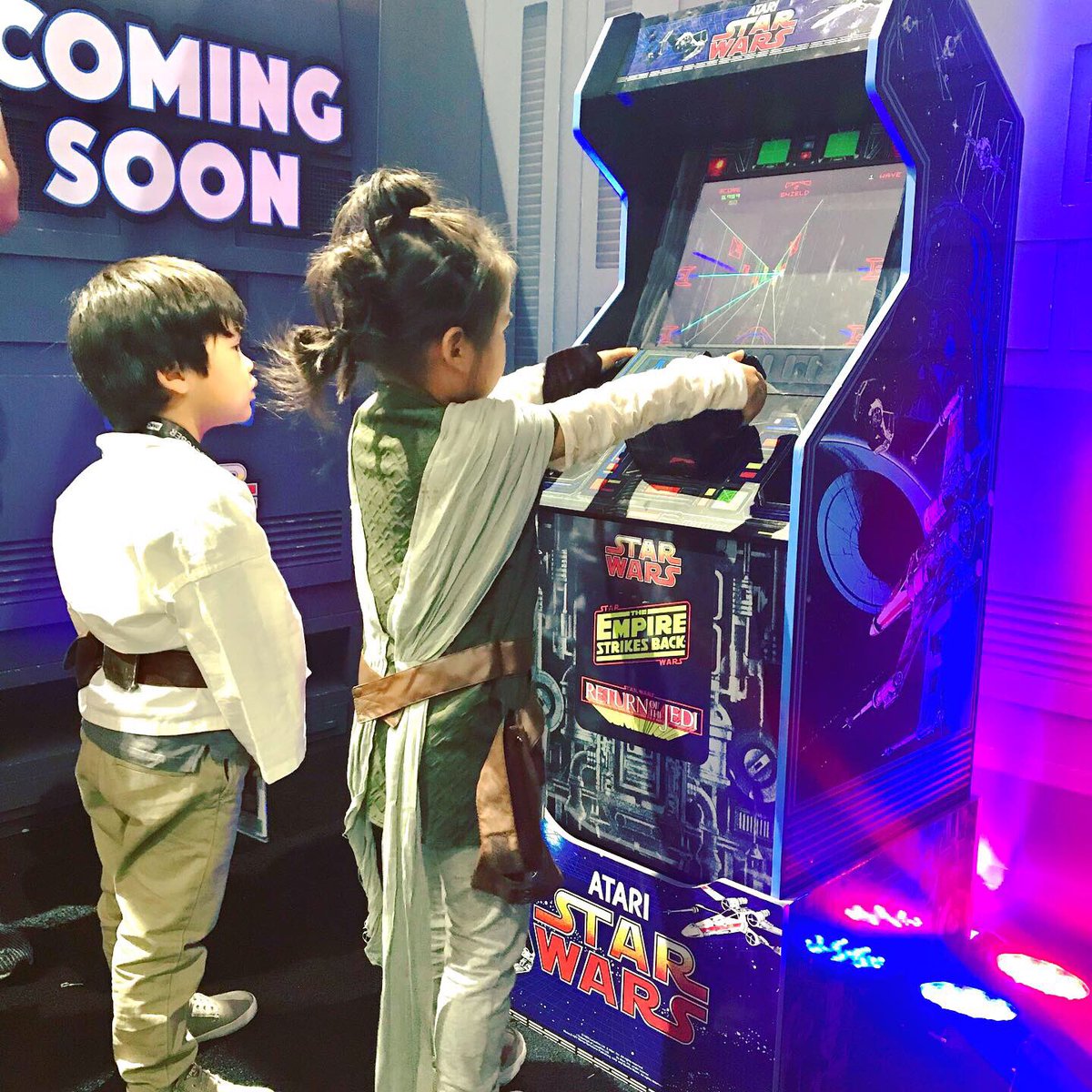 Arcade1up Official Auf Twitter Last Chance Star Wars Cosplayers