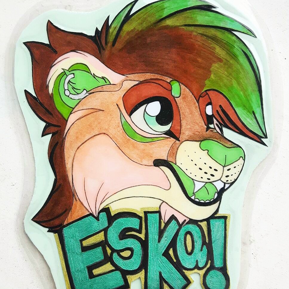 LockianArts's tweet photo. @MuzzArts Some badges I did recently that I'm super happy with! I love bright colours (many of these are UV reactive!) As well as getting to draw so many interesting and wonderful species/ characters! 💚
💖 https://t.co/d2j0wpeox3 💖 https://t.co/XBGgWsUIOl