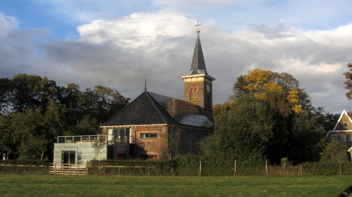 ieversinfryslan's tweet photo. Topaanbieding! Tussen twee geboekte periodes is er nog één weekend vrij, 23-26  augustus. Dat doen we weg tegen een vriendenprijs. Geen € 950, maar € 700 all in. Boek nu. https://t.co/TPN4pAU6oQ