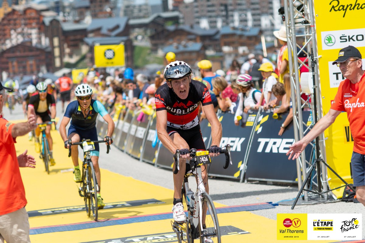 Val_Tho's tweet photo. 🏆 Félicitations à tous les participants de @letapedutour 2019 : Albertville ➡️ Val Thorens ! 🤩 🏅💪⛰

Merci également à nos nombreux bénévoles sur le terrain ! 👏

#ValThorens #EtapeDuTour 🏁 135km ⛰ 4,563 D+ https://t.co/hXjUi9gML0