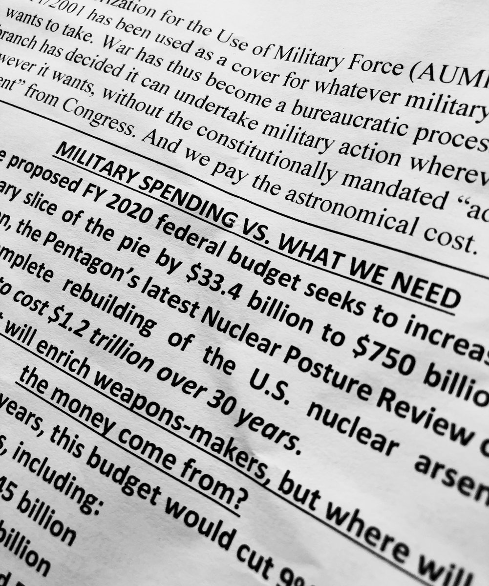DrJamesRogers's tweet photo. It’s a crazy 100 degrees in New Haven today, but a small group of anti-drone / anti-war protesters are still out spreading their message! 

When I asked them ‘which war they were protesting’, they simply said ‘all of them!’. 

I suppose you can’t argue with that! 🤷🏻‍♂️ #droneswars https://t.co/a7pKPdUUSo