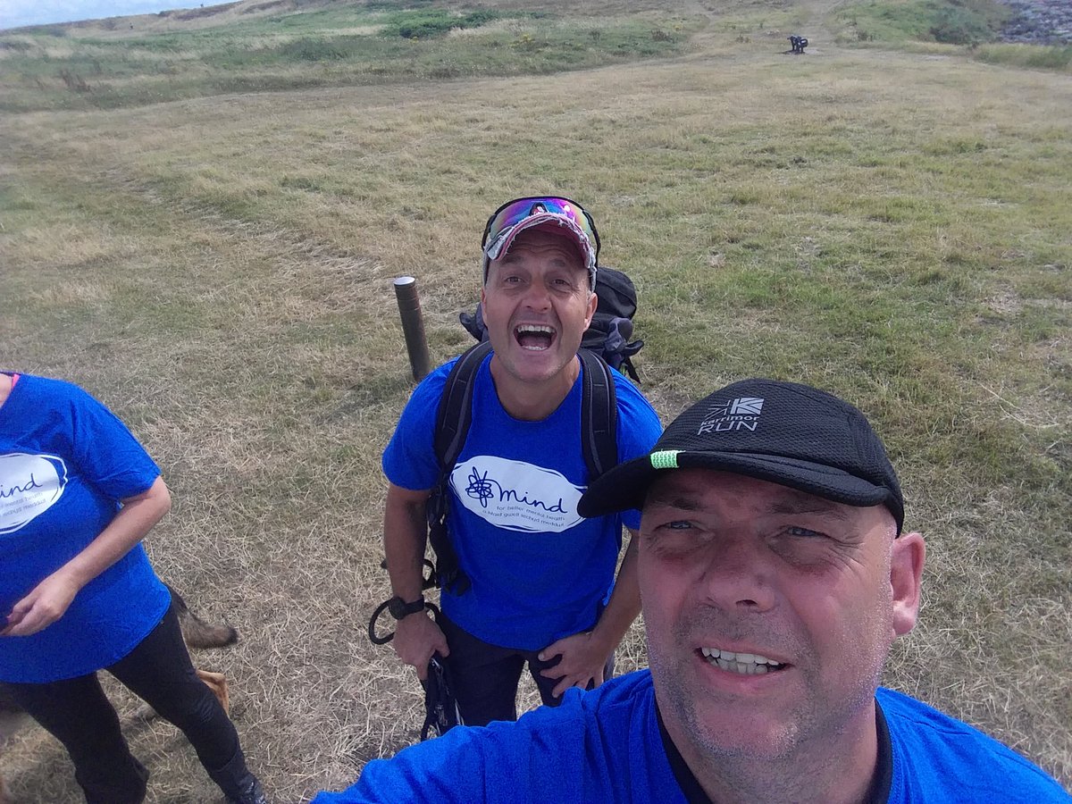 geoff_seymour's tweet photo. Bridgend police youth volunteers have completed their 18 mile walk from Nash point to rest bay porthcawl today for @MindCymru @thewelsh1000 
Great effort by all for a well deserved charity.
Go to https://t.co/iNAaOfYUih https://t.co/NdlK5nbyNO